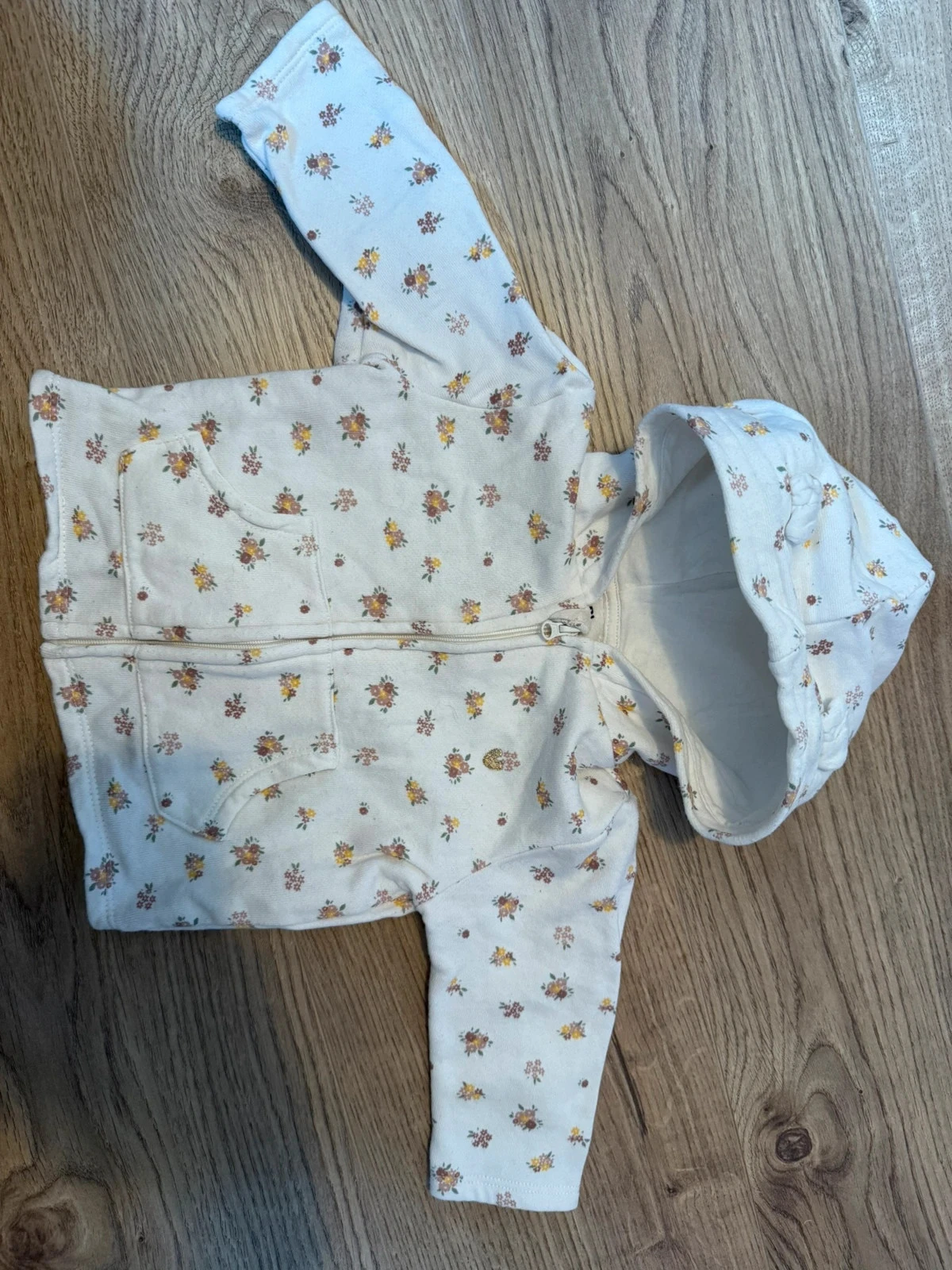 Gilet à capuche
